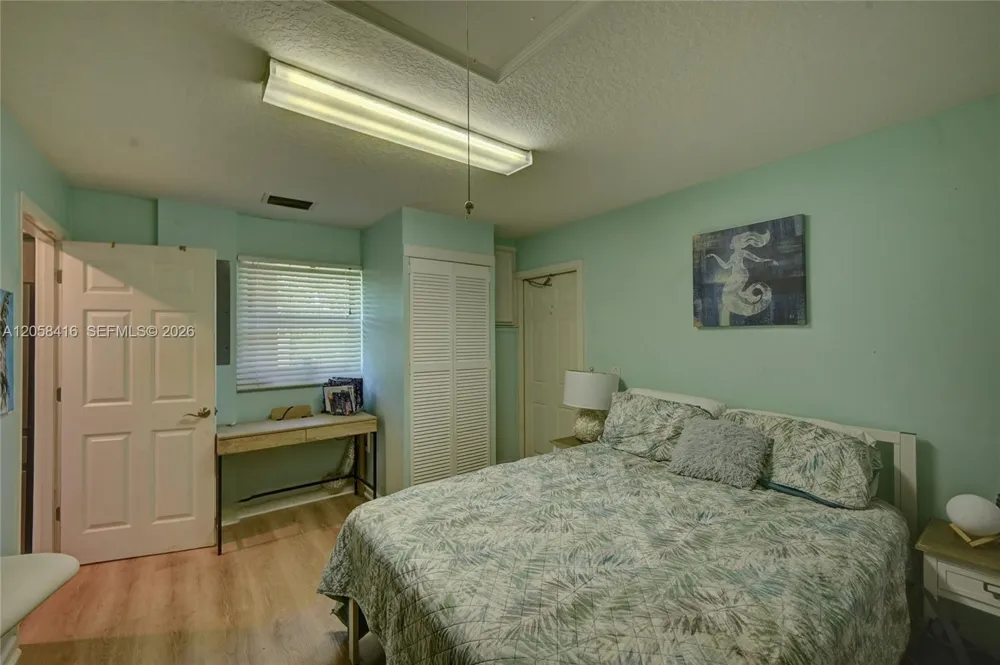 2523 Wabash Dr #0 North Palm Beach, FL 33410