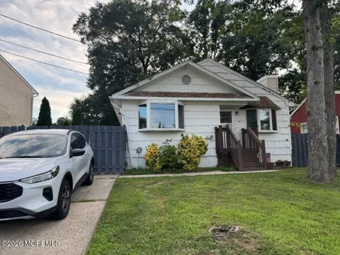 826 Arbordale Drive