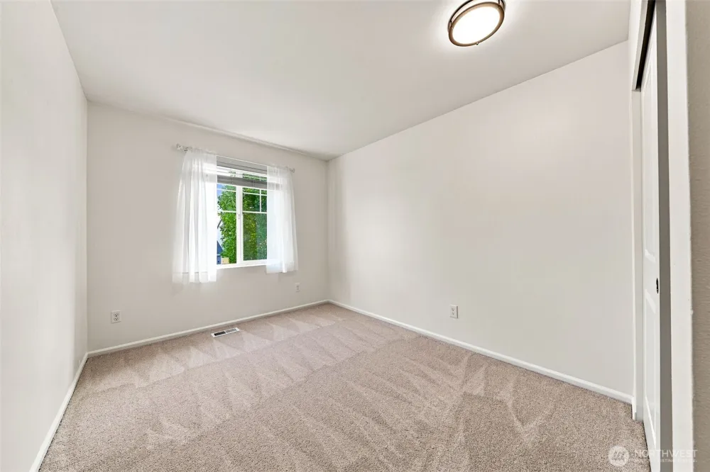 16127 23rd Street E Lake Tapps, WA 98391