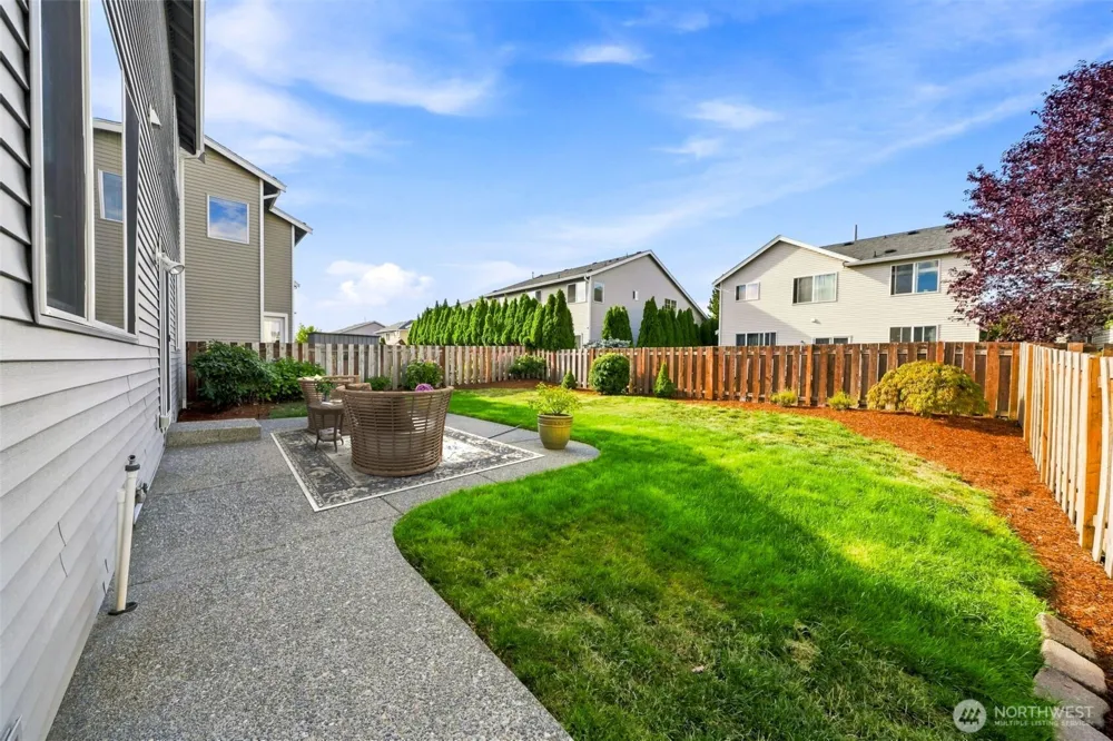 16127 23rd Street E Lake Tapps, WA 98391
