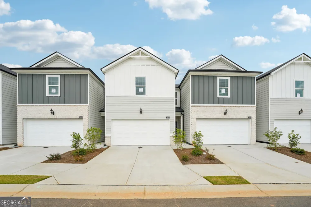 7838 Marie WAY Fairburn, GA 30213