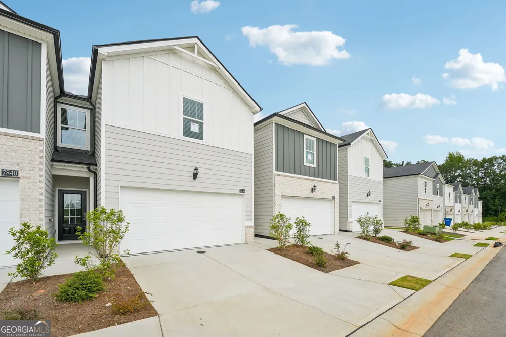 7838 Marie WAY Fairburn, GA 30213