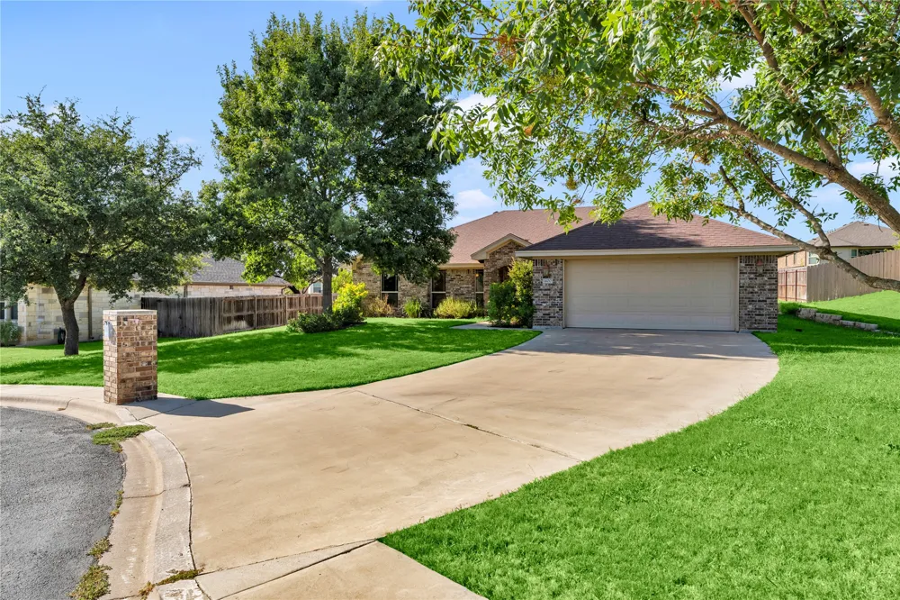 1400 Adam Avenue Burnet, TX 78611
