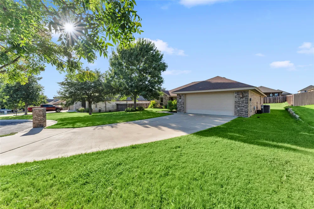 1400 Adam Avenue Burnet, TX 78611