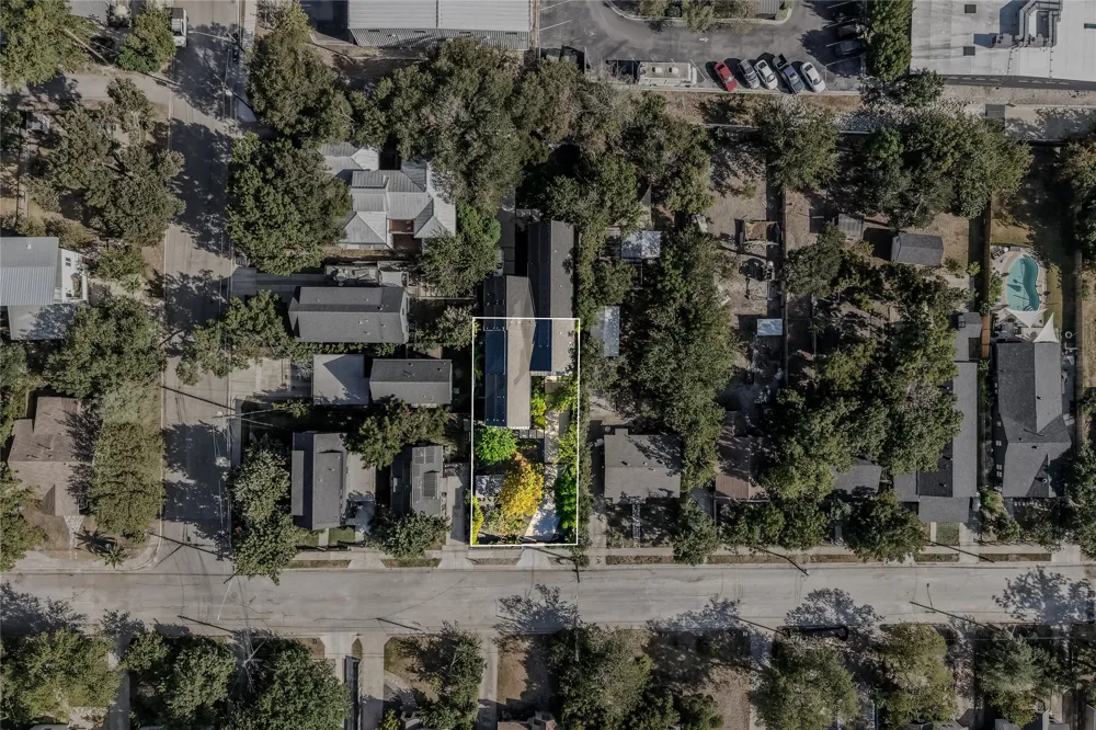 2804 E 22nd Street #A Austin, TX 78722
