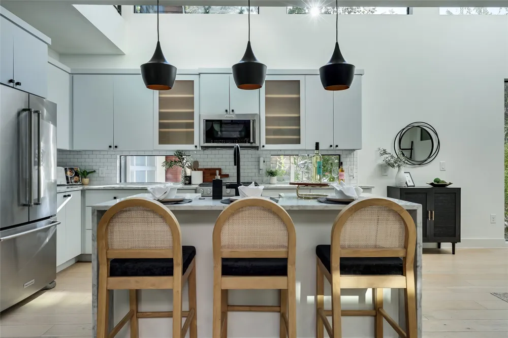2804 E 22nd Street #A Austin, TX 78722