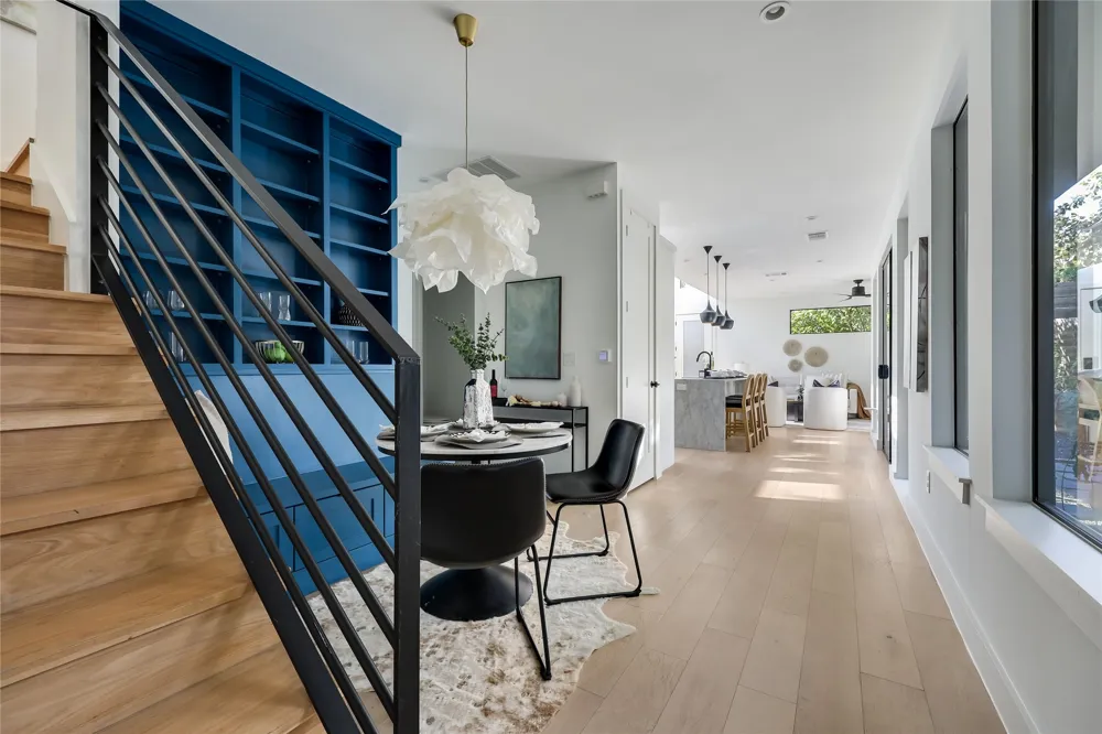 2804 E 22nd Street #A Austin, TX 78722