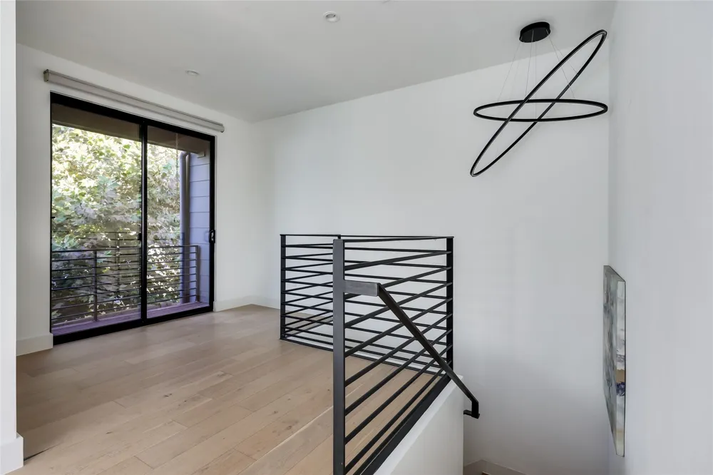 2804 E 22nd Street #A Austin, TX 78722