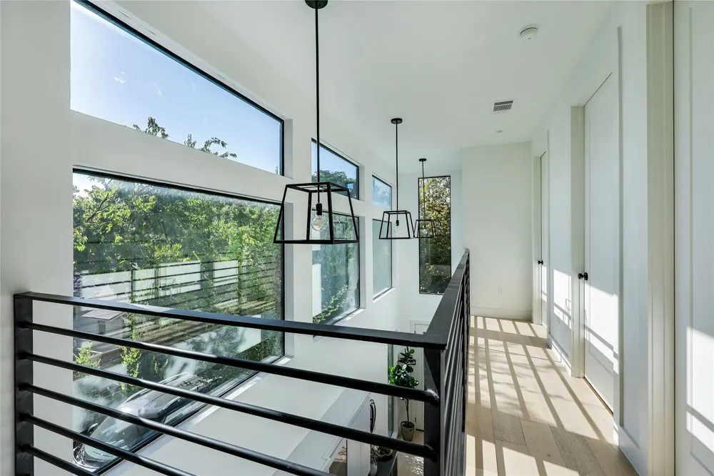 2804 E 22nd Street #A Austin, TX 78722