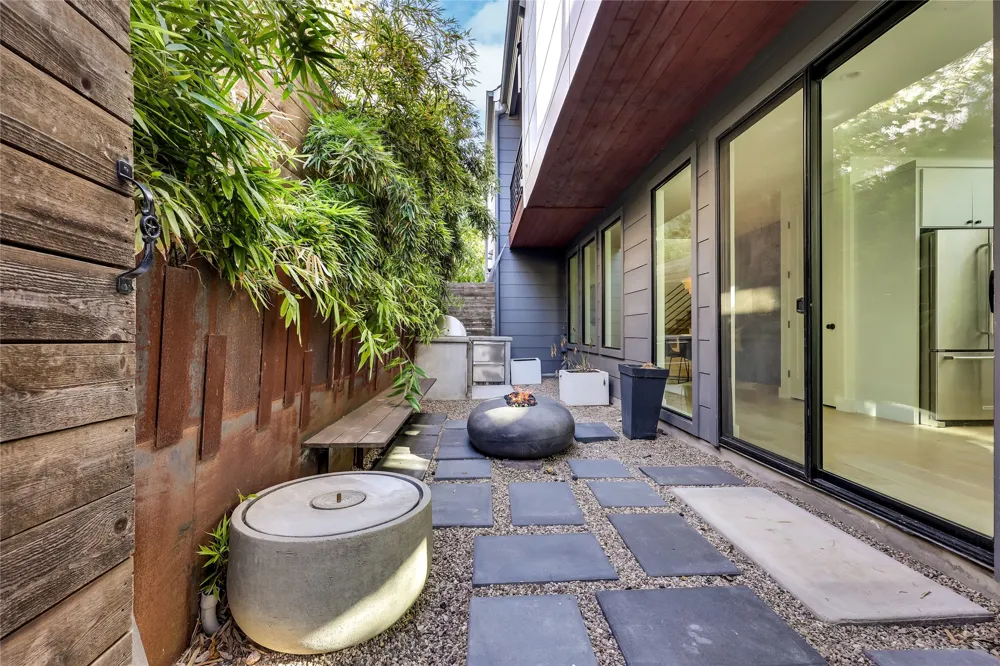 2804 E 22nd Street #A Austin, TX 78722