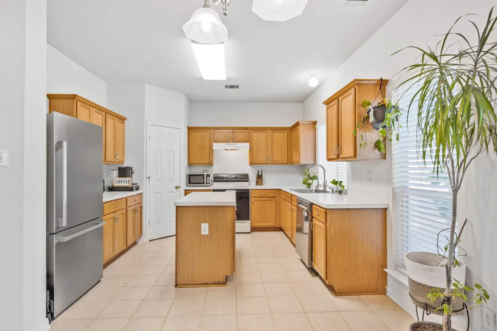 2114 Hidden Meadow Street New Braunfels, TX 78130
