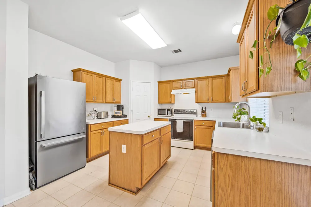 2114 Hidden Meadow Street New Braunfels, TX 78130