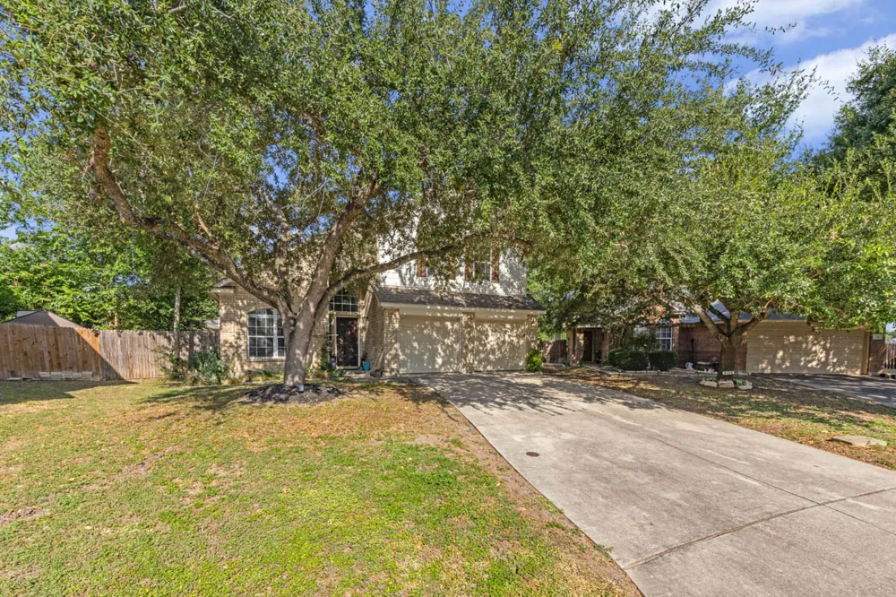 2114 Hidden Meadow Street New Braunfels, TX 78130