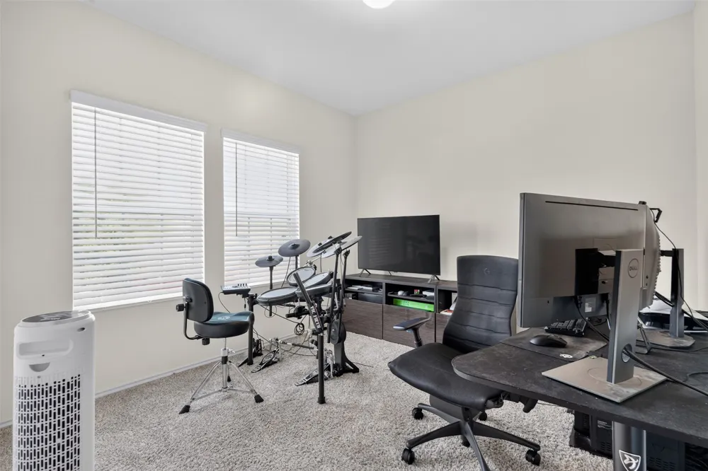 1301 Blackhaw Lane Leander, TX 78641