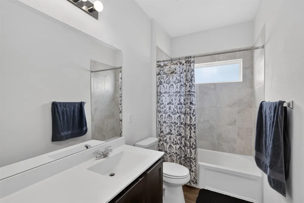 1301 Blackhaw Lane Leander, TX 78641