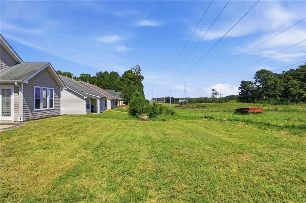 66 Camden Way Fairburn, GA 30213