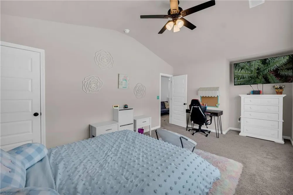 664 Lakehaven Lane Loganville, GA 30052