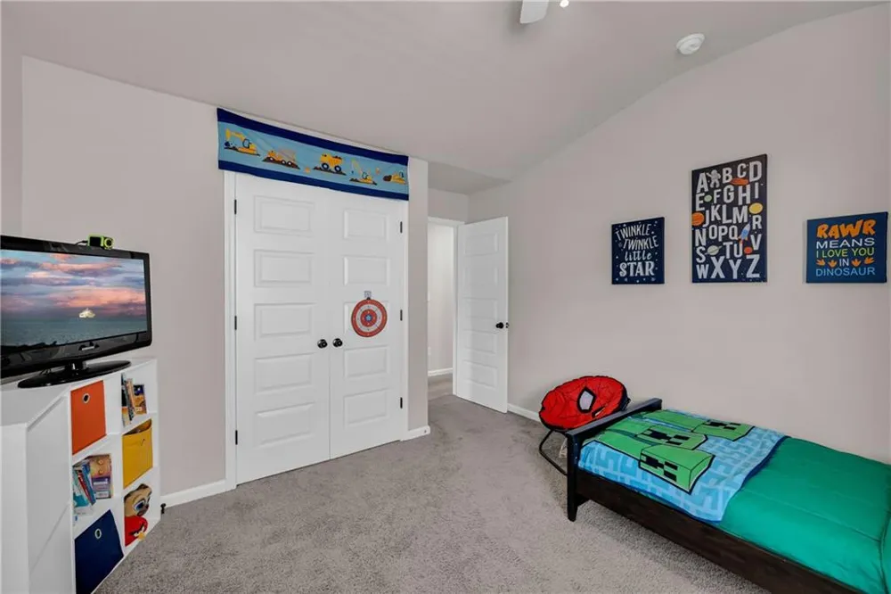664 Lakehaven Lane Loganville, GA 30052