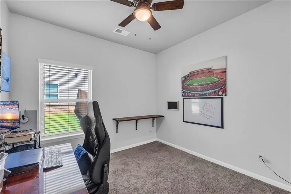 664 Lakehaven Lane Loganville, GA 30052