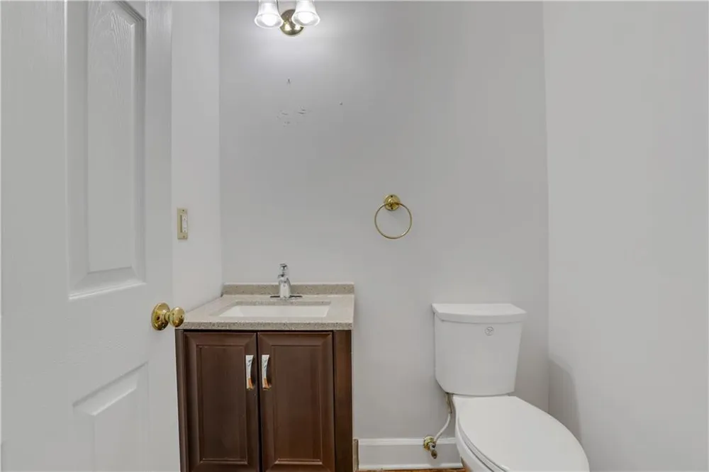 2395 Devon Leigh Walk Duluth, GA 30096