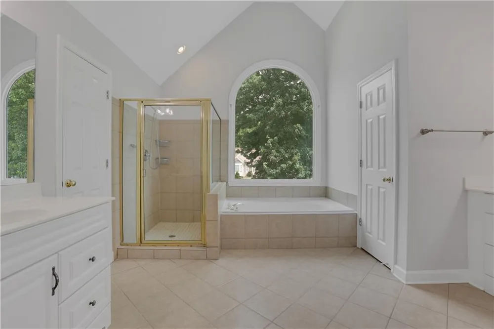 2395 Devon Leigh Walk Duluth, GA 30096