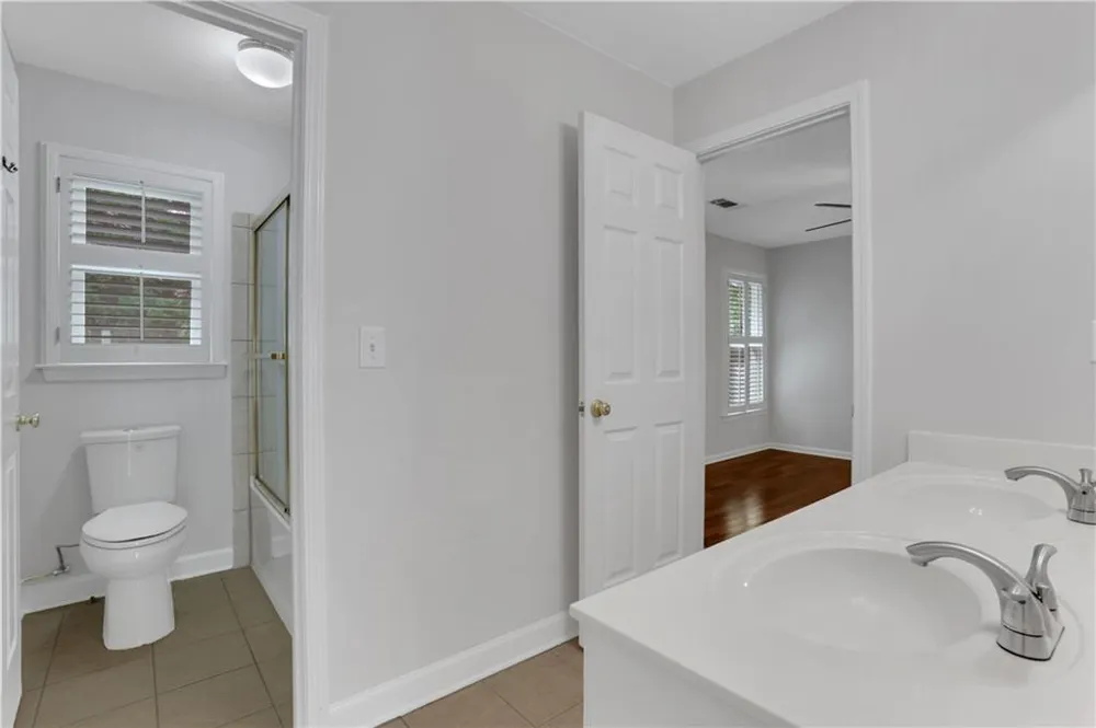 2395 Devon Leigh Walk Duluth, GA 30096