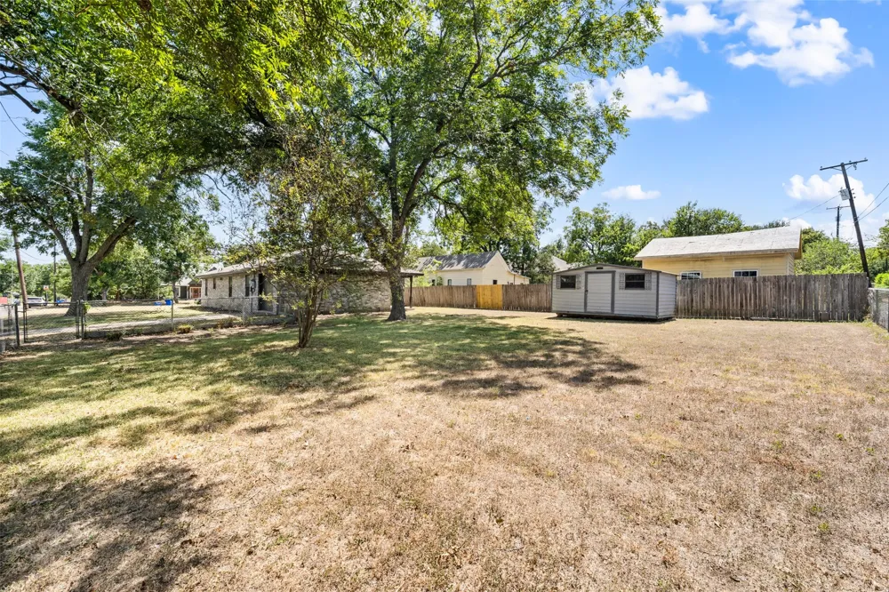2201 Ethel Avenue Waco, TX 76707