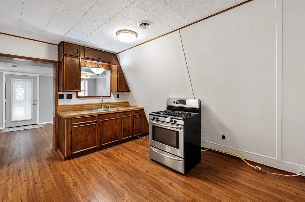 1921 Lone Eagle Drive West Tawakoni, TX 75474