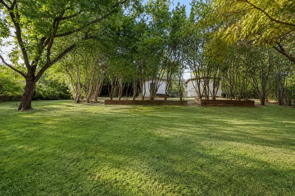 408 Ruby Road Grand Prairie, TX 75050