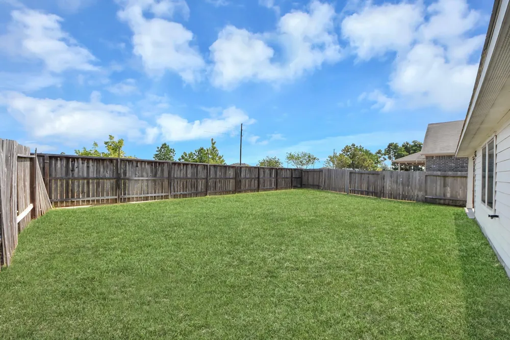 18289 Eaton Mill Drive New Caney, TX 77357