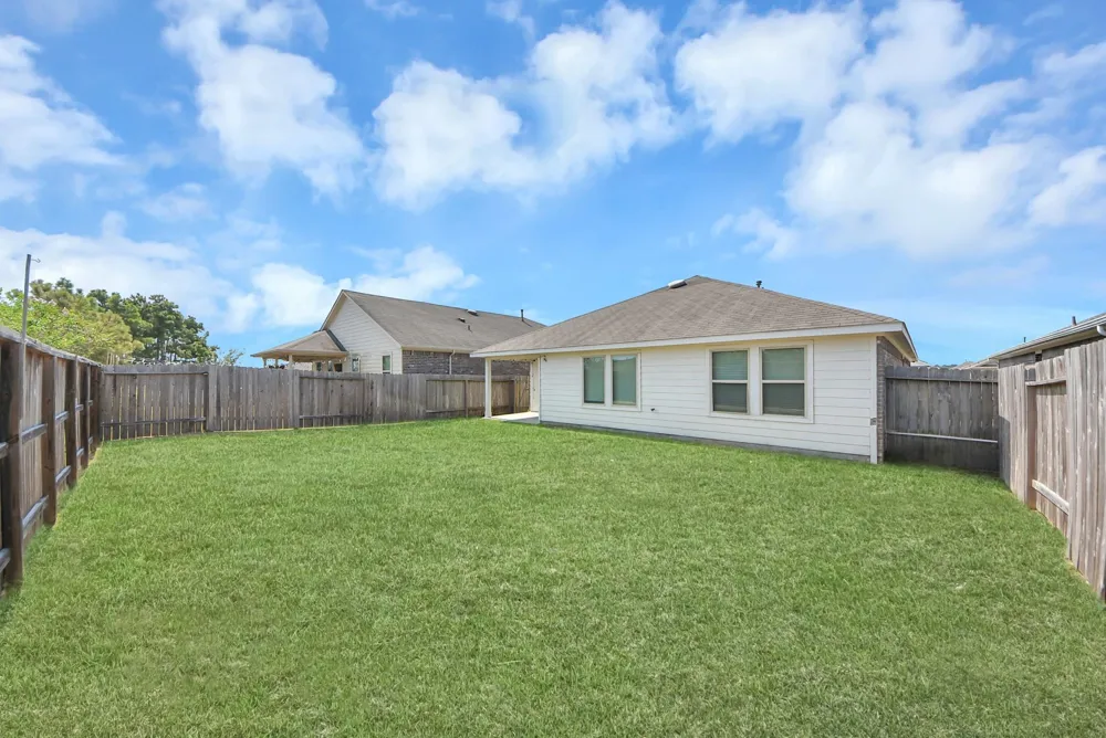 18289 Eaton Mill Drive New Caney, TX 77357