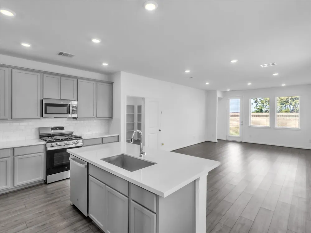 7734 Primrose Myrtle Lane Cypress, TX 77433