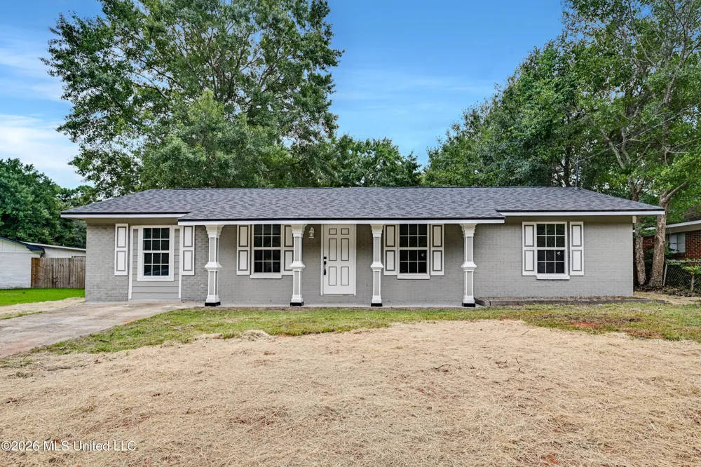 3706 Devonshire Drive Moss Point, MS 39563