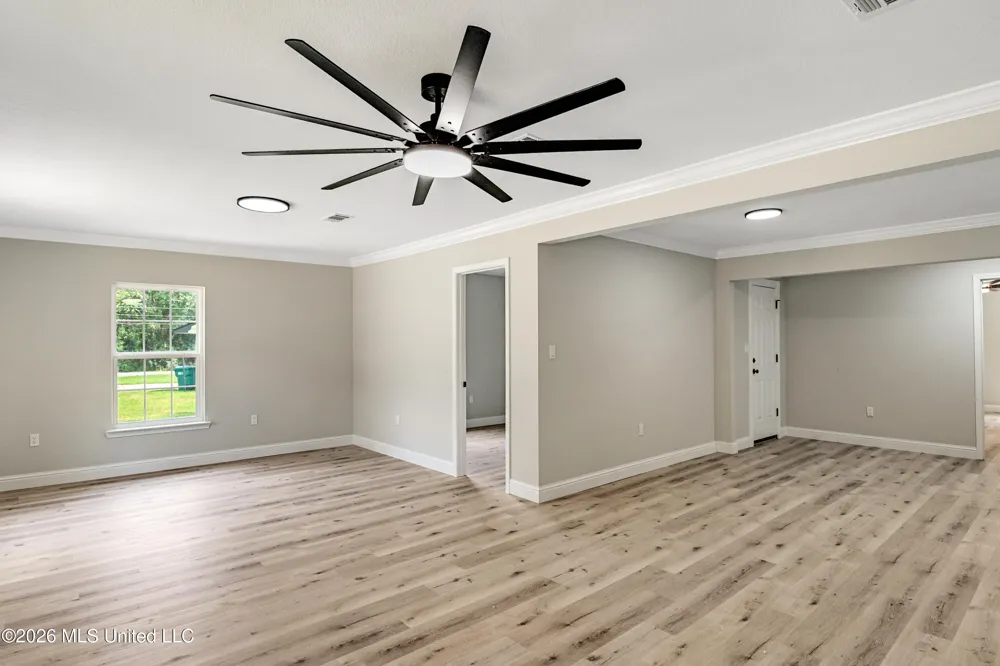 3706 Devonshire Drive Moss Point, MS 39563