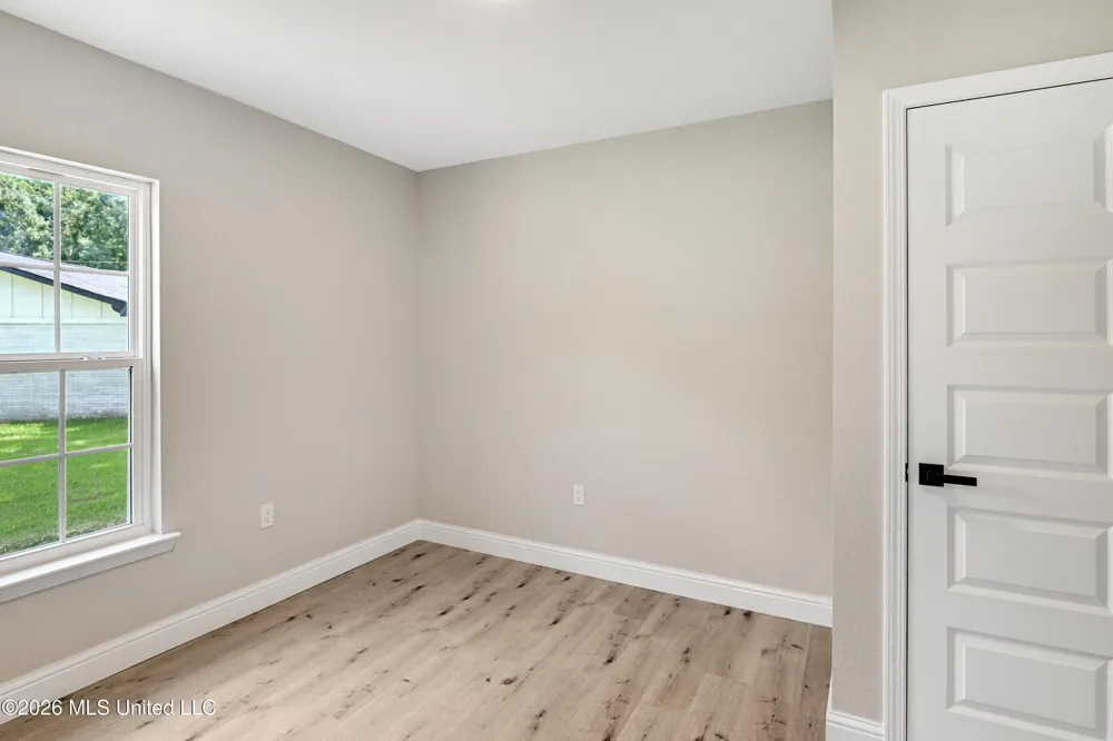 3706 Devonshire Drive Moss Point, MS 39563