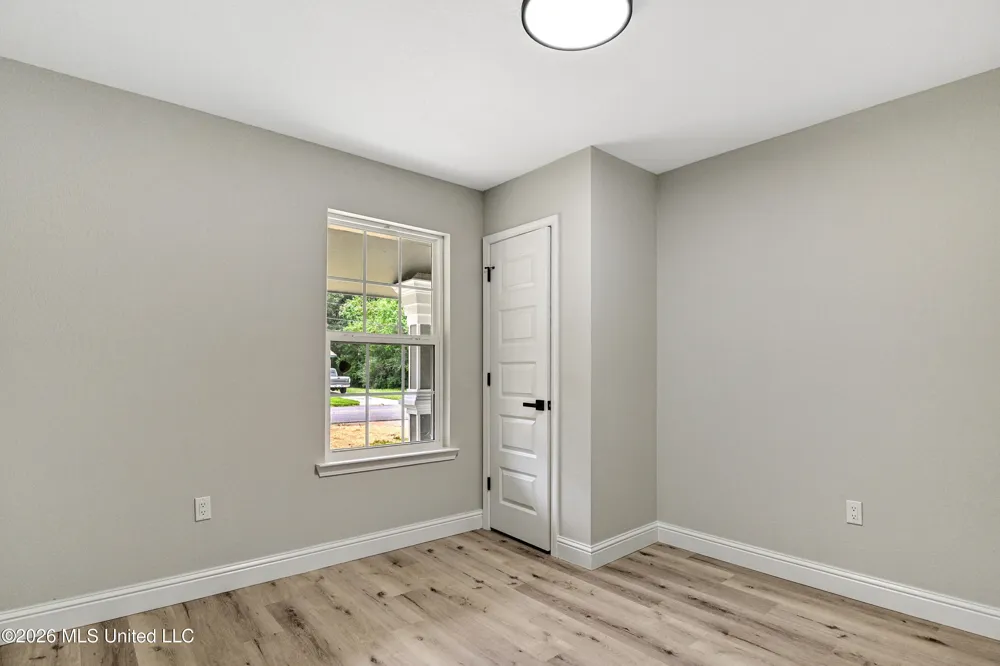 3706 Devonshire Drive Moss Point, MS 39563