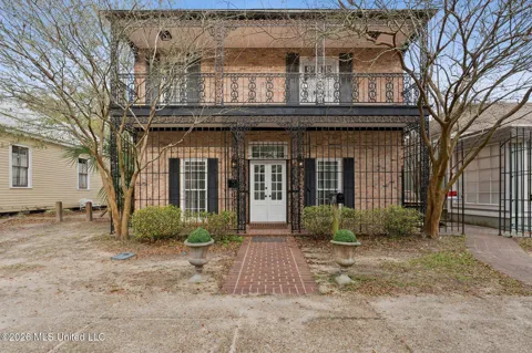 126 Rue Magnolia