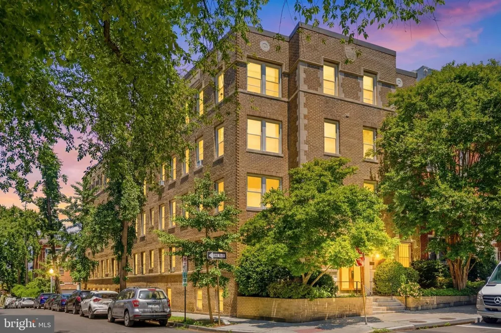 1875 MINTWOOD PLACE NW #36 Washington, DC 20009