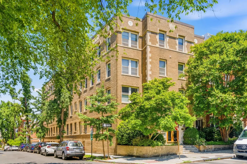 1875 MINTWOOD PLACE NW #36 Washington, DC 20009