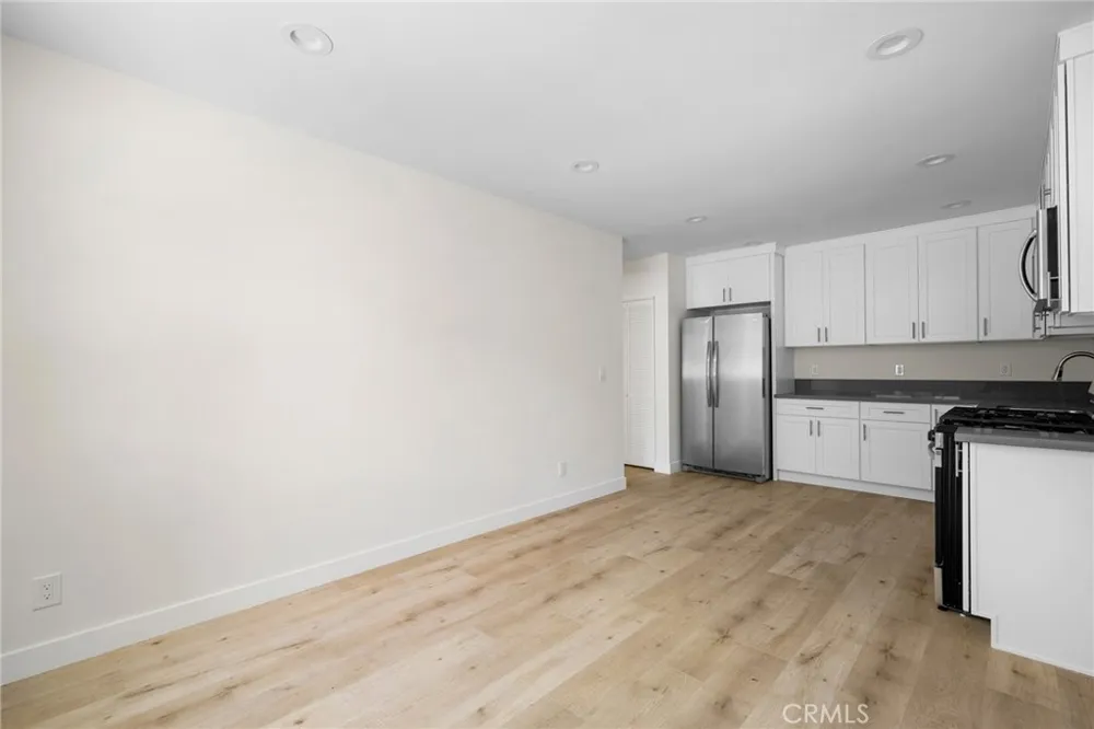 6851 De Celis Place #1/2 Van Nuys, CA 91406
