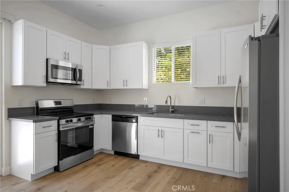 6849 De Celis Place #1/2 Van Nuys, CA 91406