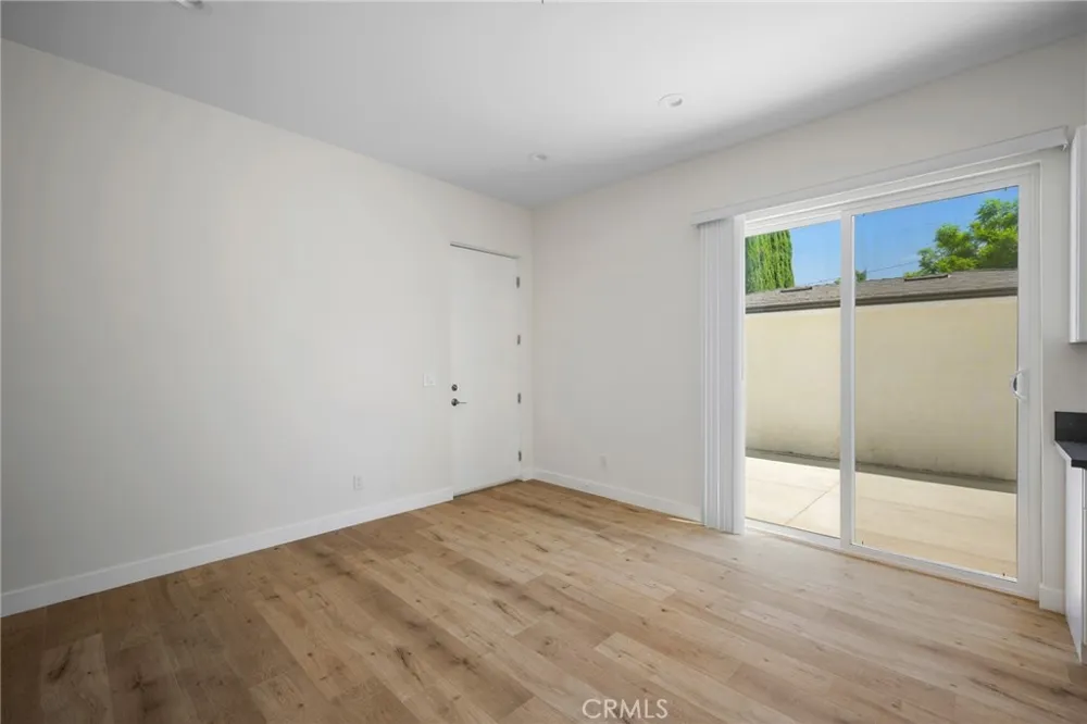 6849 De Celis Place #1/2 Van Nuys, CA 91406