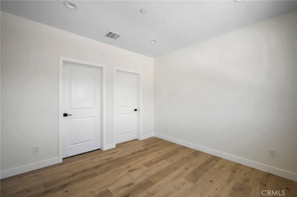 6849 De Celis Place #1/2 Van Nuys, CA 91406