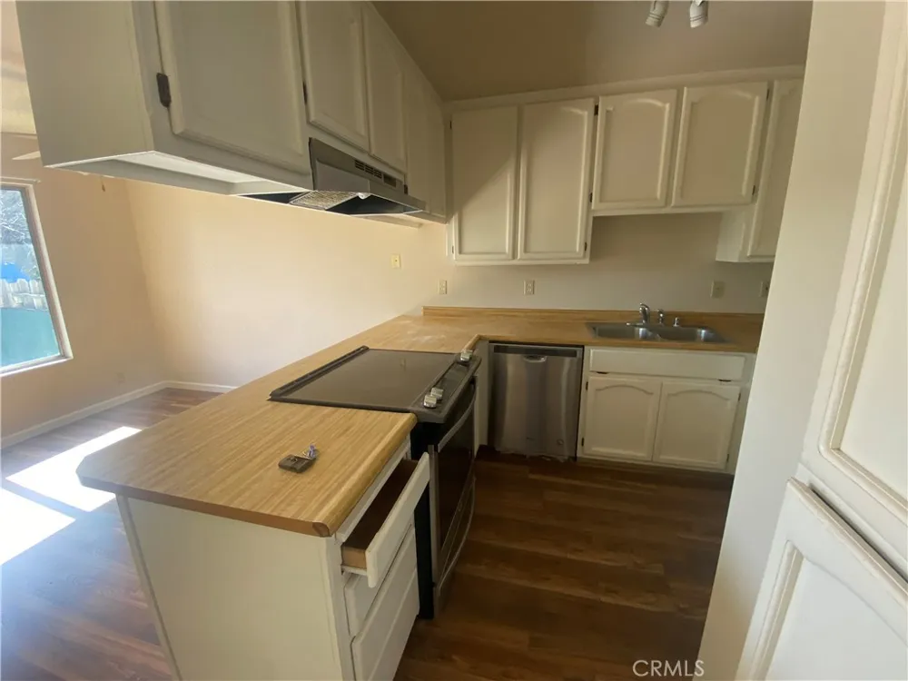 19759 Oak Flat Road Hidden Valley Lake, CA 95467