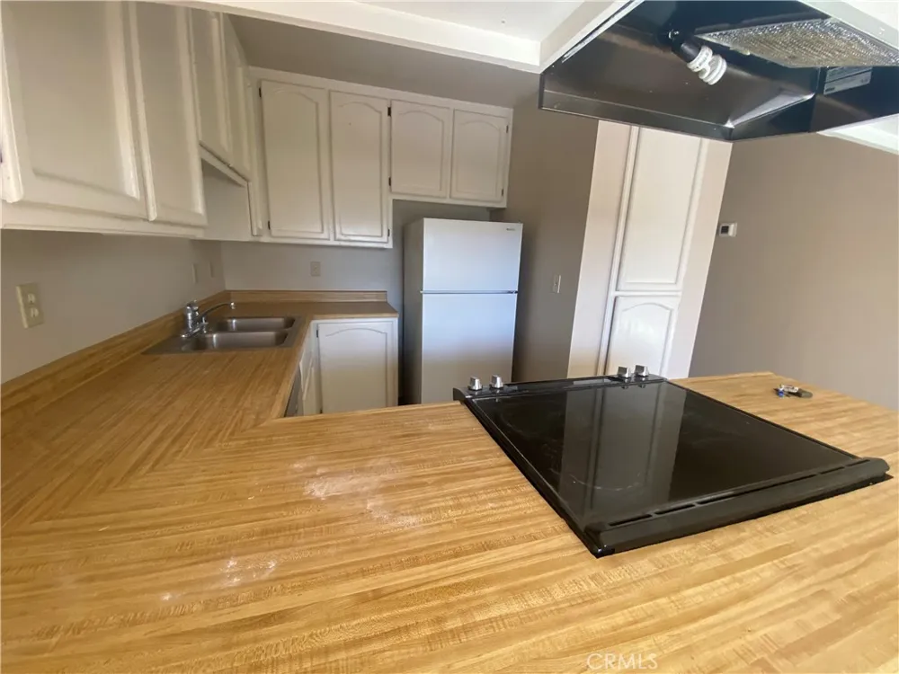 19759 Oak Flat Road Hidden Valley Lake, CA 95467