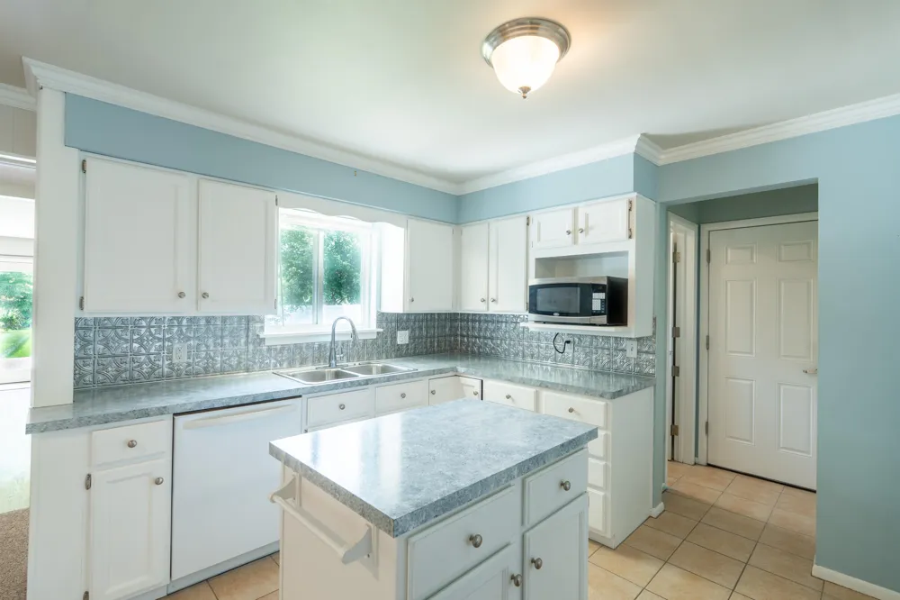 3324 Brooklyn Avenue SE Grand Rapids, MI 49508