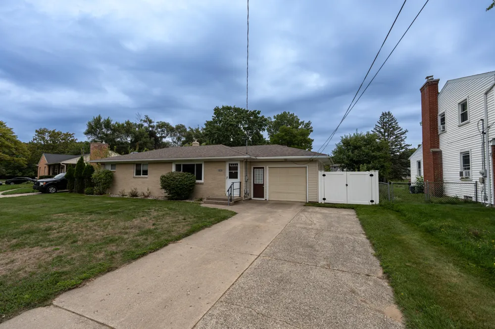 3324 Brooklyn Avenue SE Grand Rapids, MI 49508