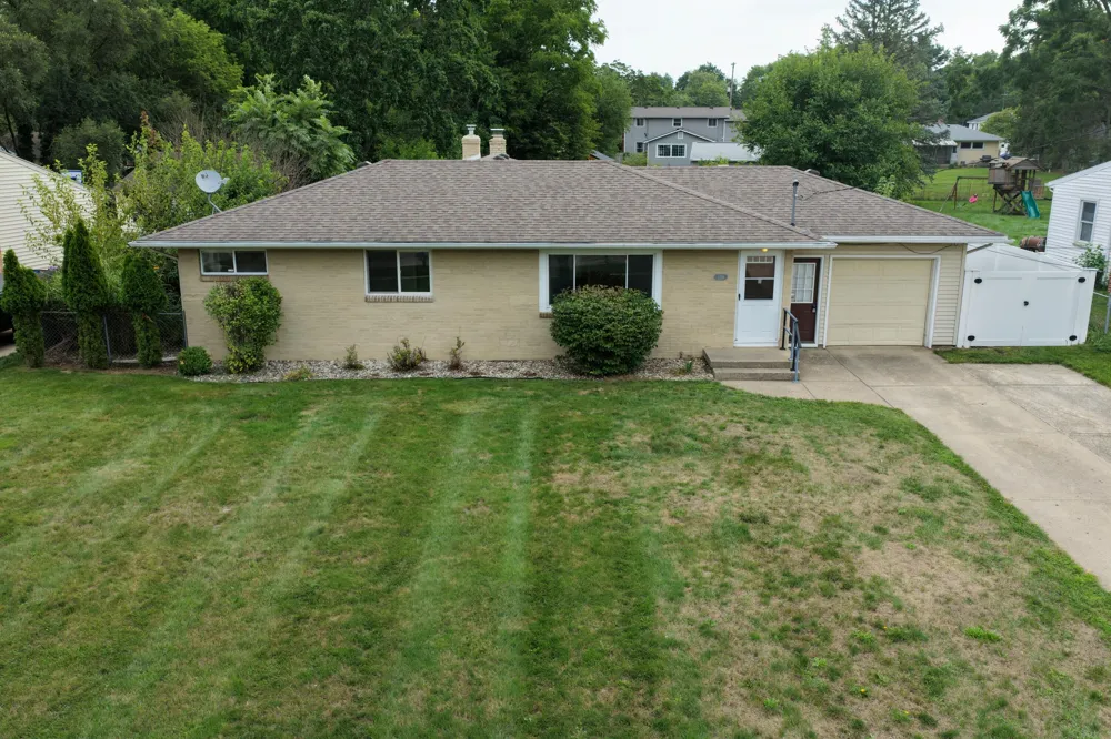 3324 Brooklyn Avenue SE Grand Rapids, MI 49508