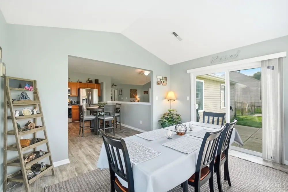 213 Blue Quail Place Trenton, OH 45067