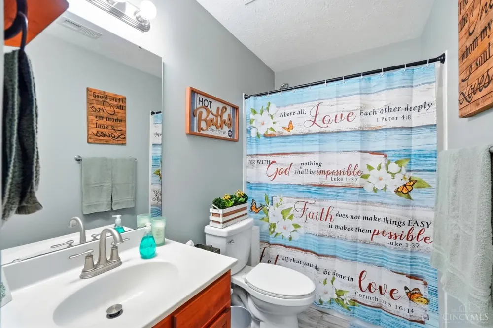 213 Blue Quail Place Trenton, OH 45067